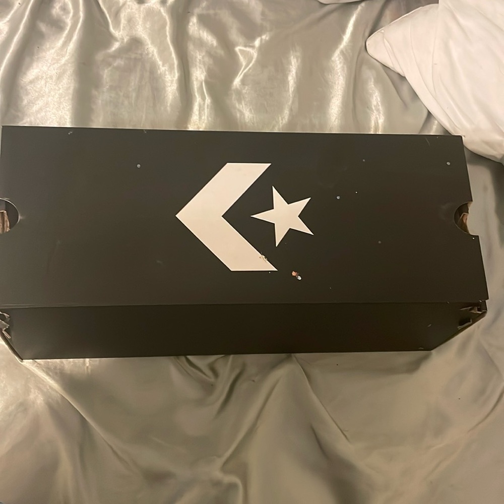 Worn several times didn't fit correctly. Normal wear and tear (see pictures)